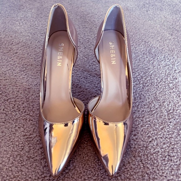 Rose Gold Pumps - Picture 1 of 4